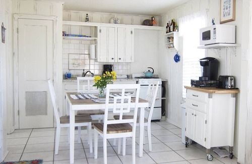 Rockport Apartment | Little Bay Club