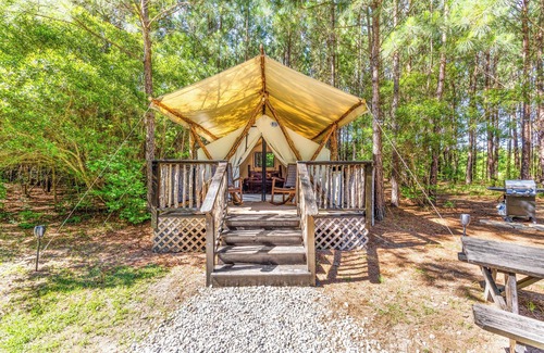 Conway RV Rental | 🌲 Little Bear Glamping 🐻 Cozy Tent Retreat Under the Stars