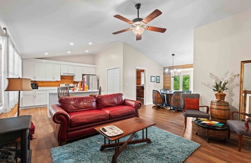 Highlands Hills House | Little Birds Nest Sum