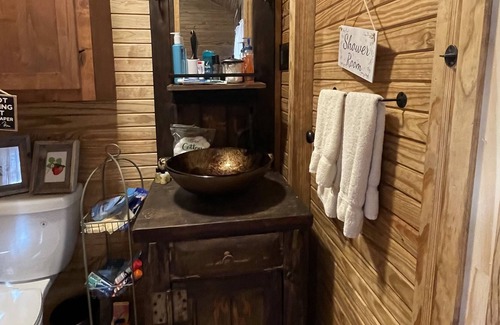 Blanco Cabin | Little Blanco Cabin Hill Country Hideaway