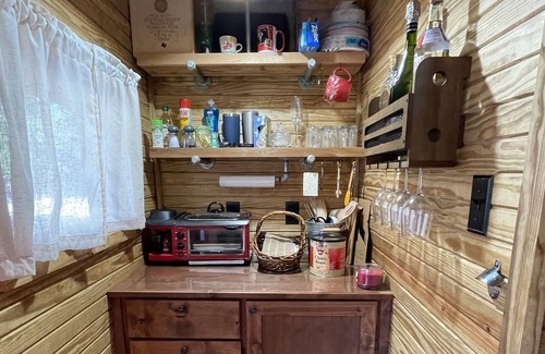 Blanco Cabin | Little Blanco Cabin Hill Country Hideaway