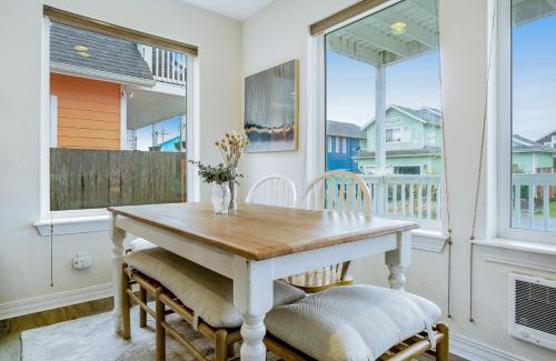 Pacific Beach House | Little Blue Beach House