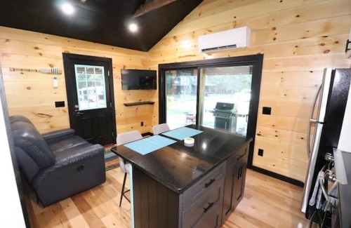 Greentown Cabin | Little Cabin on the Creek Pocono Mountains