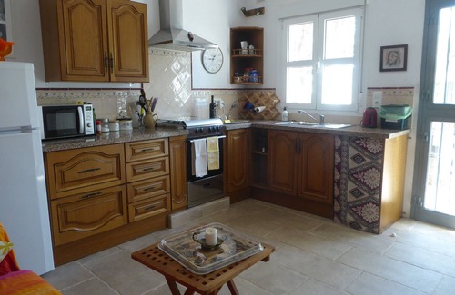 Colmenar House | Little corner of paradise with large wooded garden for nature lovers