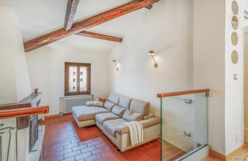 Montale Apartment | Little Cottage near Ferrari's City