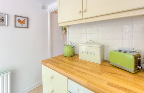 Arundel Cottage | Little Cottage, Old Town Arundel