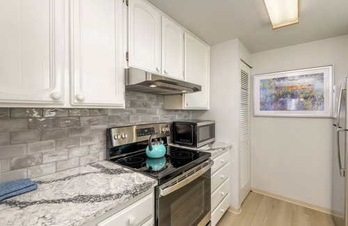 Newport Apartment | Little Creek Cove Beachfront Resort