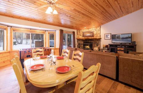 Fox Farm House | Little Cubs Cabin #1986 by Big Bear Vacations