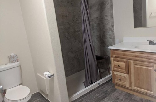 Cottonwood Hotel | Little Daisy Motel