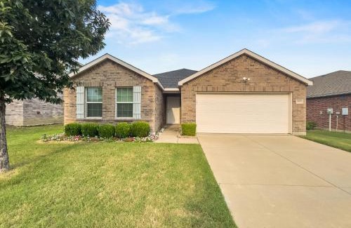 Little Elm House | Little Elm Getaway