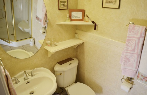 Tallahassee Bed & Breakfast | Little English Guesthouse B&B