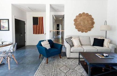 Historic Downtown Franklin House | Little Franklin House