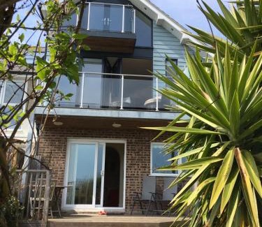 Weymouth Apartment | Little Gem