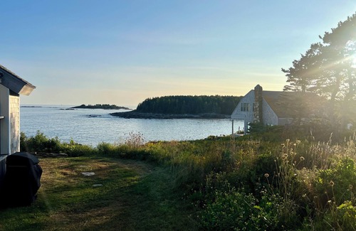 Bailey Island Cottage | Little Harbor - Crashing surf, sunrise views from this perfect Maine getaway.