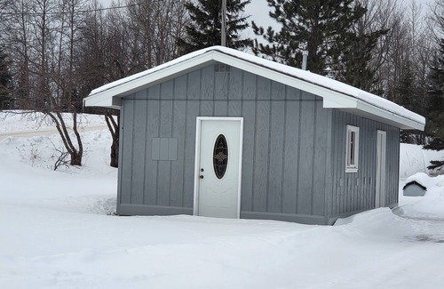 Long Lake Cottage | Little Haus on the Trail