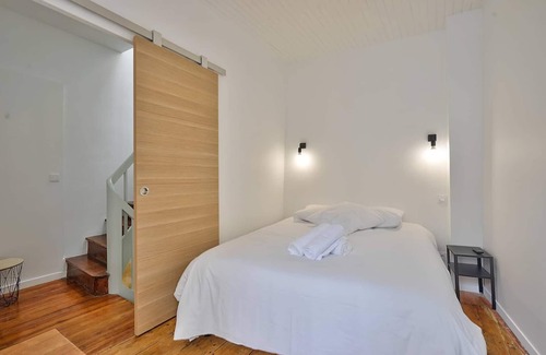 Libourne Apartment | little house fully equipped with 1 bedroom and 1 mezzanine in the heart of Libourne