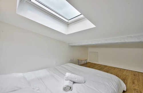 Libourne Apartment | little house fully equipped with 1 bedroom and 1 mezzanine in the heart of Libourne