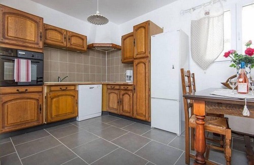 La Gaude House | Little House of Friends