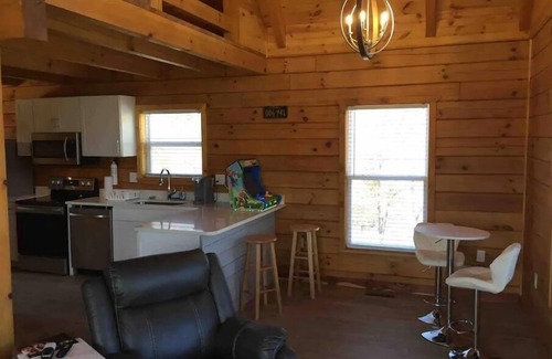 McMinn County House | Little House On The Quarry
