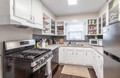 Memphis House | Little Johns Cottage Memphis, Pet-friendly, Parking, Fenced Yard, Quiet Area