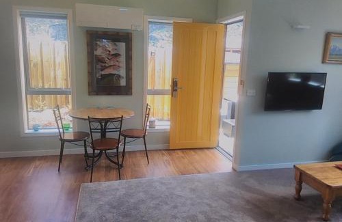 Albert Town House | Little Lodge Wanaka