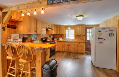 Rangeley Plantation House | Little Moose Cabin - ATV and snowmobile from your door!