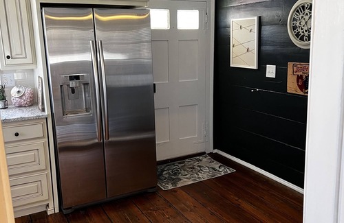 New Bern House | Little Queen on Craven