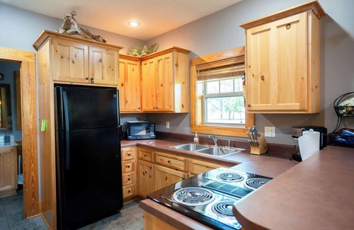 Heber Springs Cabin | Little Red River Waterfront Cabin for a perfect fishing getaway!