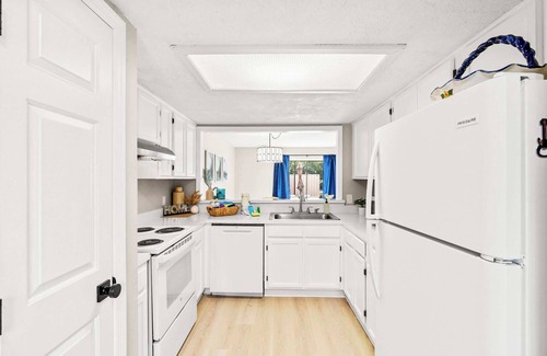 Little River Condo | Little River Condo | Renovated + Near Beach