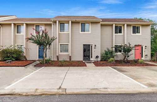 Little River Condo | Little River Condo | Renovated + Near Beach