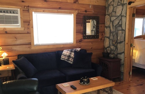 Sparta Cabin | Little River Waterfront Cozy Cabin