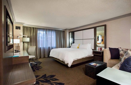 Downtown Little Rock Hotel | Little Rock Marriott