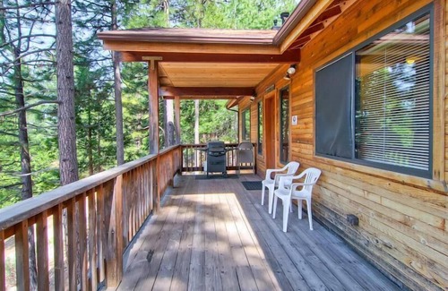 Yosemite West House | Little Sport