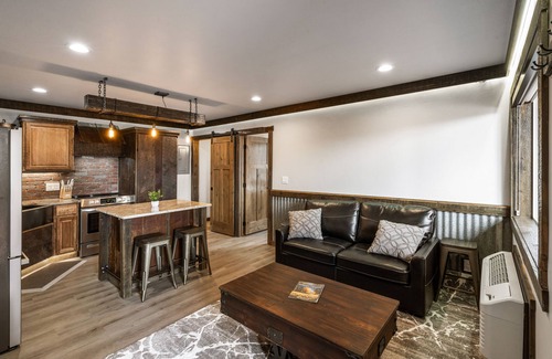 West Yellowstone House | Little Tuckaway