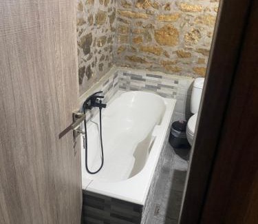 Aleimmatades Apartment | Little village house