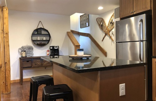 Woodland Park House | Little Woodys Hideaway-pet friendly 1Brm, sofa slpr