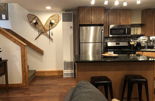 Woodland Park House | Little Woodys Hideaway-pet friendly 1Brm, sofa slpr