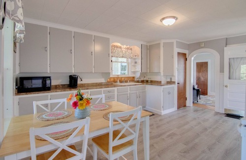 Littleton Apartment | Littleton NH! White Mountains hottest destination!