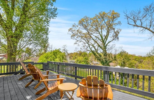 Oakley House | LIV Biltmore - 3BD/2BA - Asheville