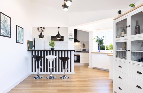 Acoran Villa | LIVE ACORAN BRISAMAR
