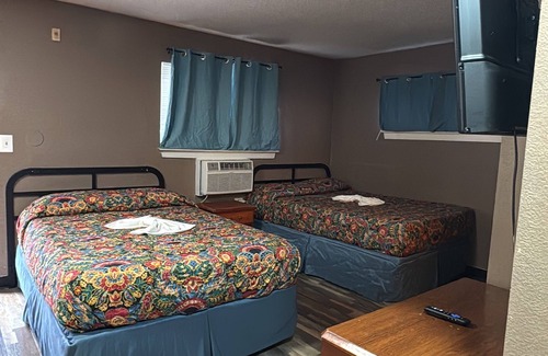 Lithia Springs Hotel | Live In Lodge