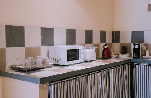 Fermo House | Live in PALAZZO, historic center, 7 km from the sea