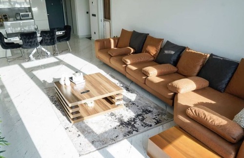 Bomonti Apartment | Live Lavishly Rent a Luxury Condo Apartment With Top-notch Amenities in the 40+f