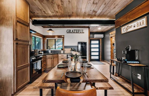 Wildwood Cabin | Live Oak Treehouse at Treetop Escapes