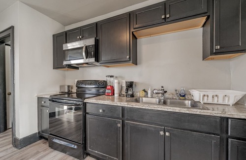 Two Rivers House | Live. Work. Play. Walk to the Beach!
