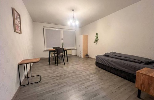 Marxloh Apartment | Livemore24 - Apartment 5 in Duisburg 24/7 check-in