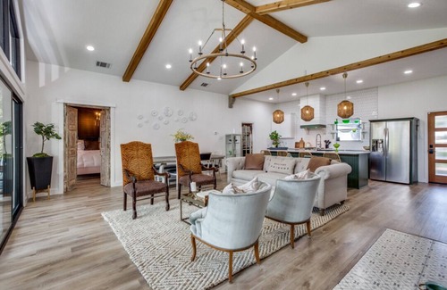 Gun Barrel City House | Livin' La Vida Lago
