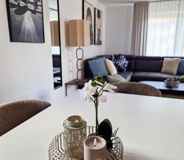 Bronnzell Apartment | Living 15