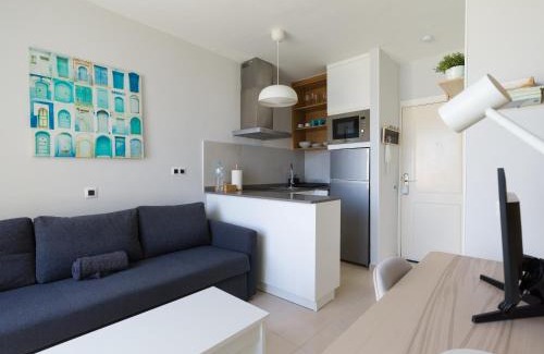 Las Palmas de Gran Canaria Apartment | Living Las Canteras Homes - SMART BEACHFRONT