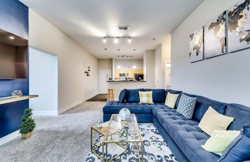Westside Apartment | Living in the city
